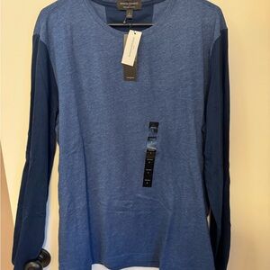 Banana Republic Men's Blue Long Sleeve Tee
